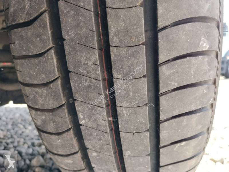 Samochód dostawczy Nissan