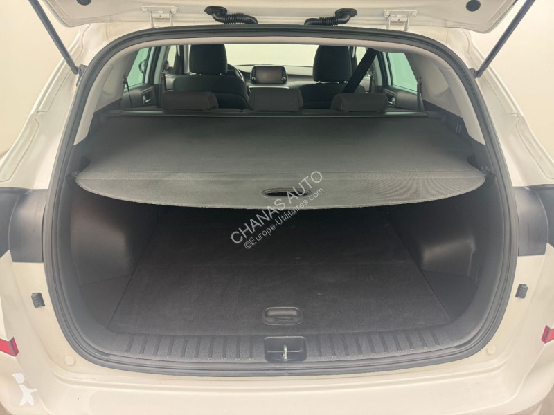 عربة نفعية Hyundai 1.6 CRDi 136 PREMIUM DCT-7