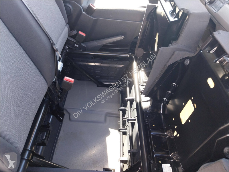 Volkswagen CRAFTER VAN 35 L3H3 2.0 TDI 177 CH...
