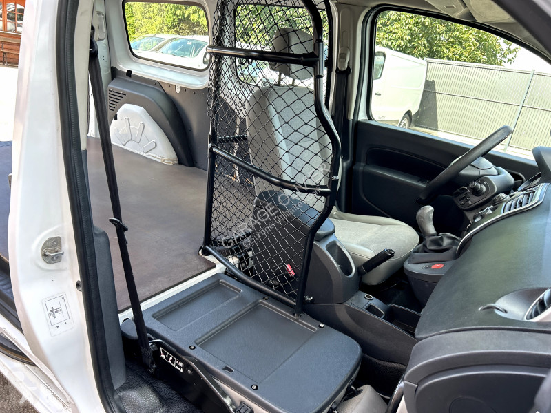 Véhicule utilitaire Renault Maxi Grand Volume...