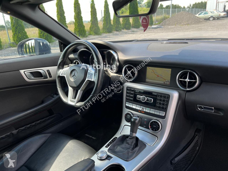 Samochód dostawczy Mercedes SLK 200