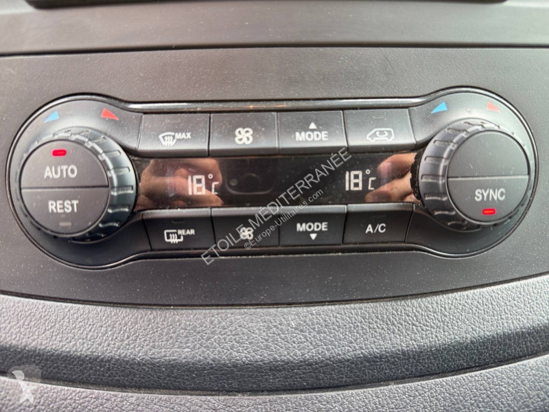 Veicolo commerciale Mercedes 119 BlueTEC 4x4...