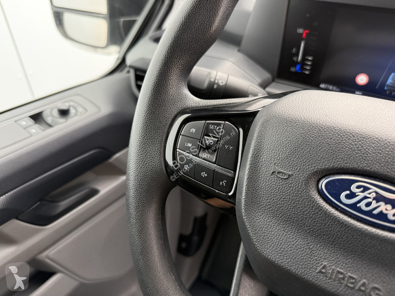 Véhicule utilitaire Ford 2.0 136PK L1H1 LED...