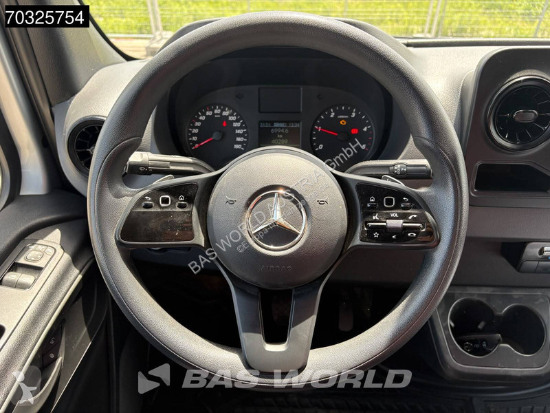 عربة نفعية Mercedes 215 CDI Automatik 150PS...