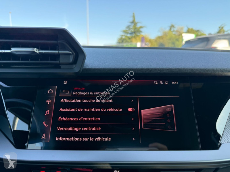 Véhicule utilitaire Audi 40 TFSIe 204 Design...