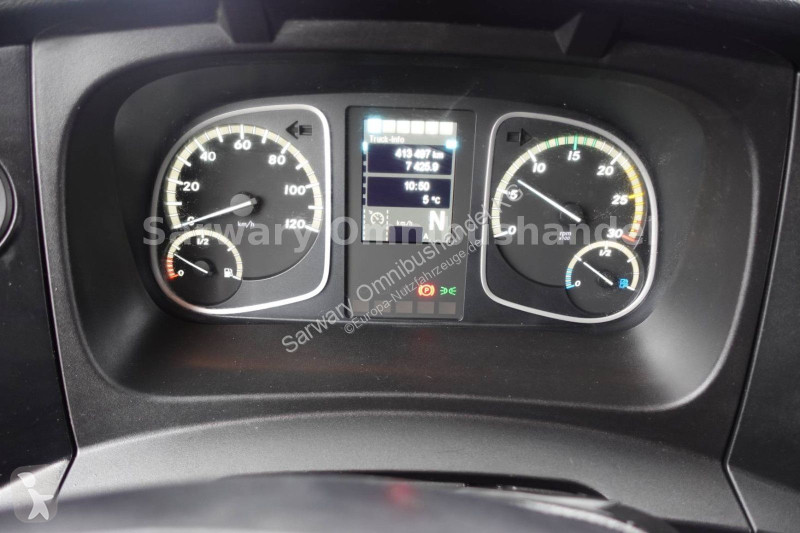 عربة نفعية Mercedes...