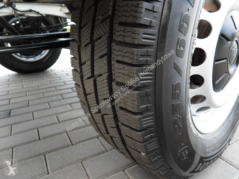 Samochód dostawczy Volkswagen  CRAFTER