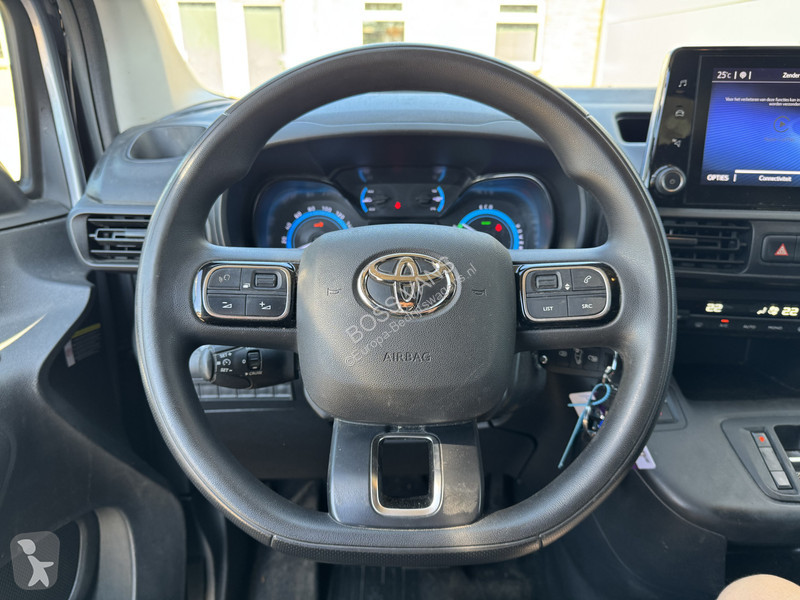 Furgoneta Toyota Comfort 50 kWh L1 Snelladen...