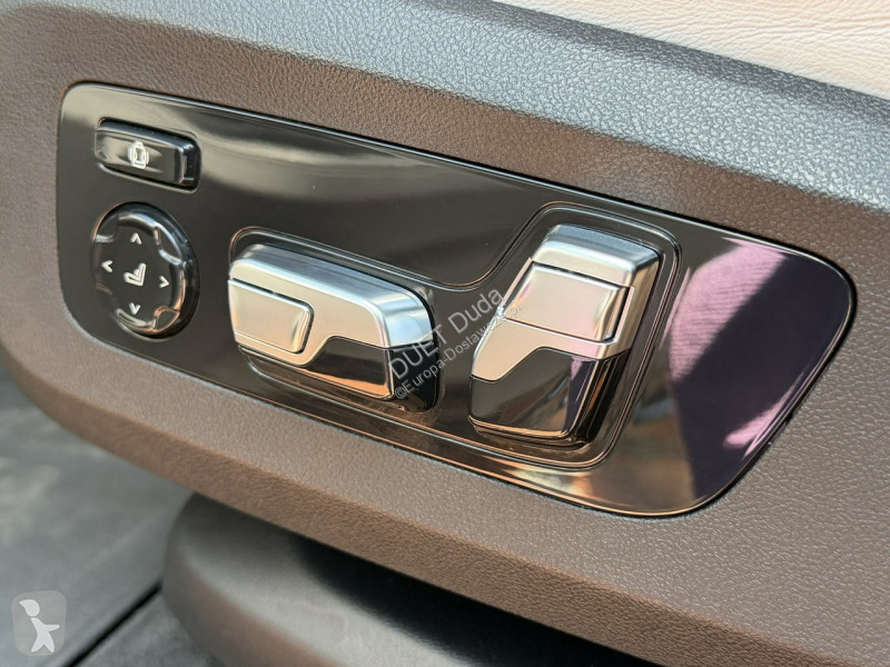 Samochód dostawczy BMW X6 M