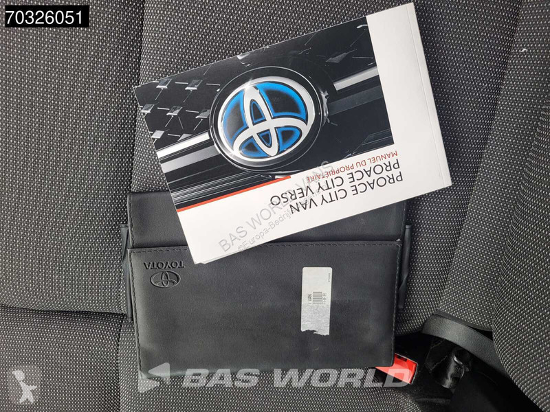 Toyota Benzine L1H1 Navi Airco Cruise Camera...
