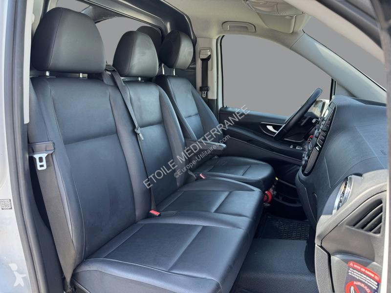 Véhicule utilitaire Mercedes 119 CDI 4x4...
