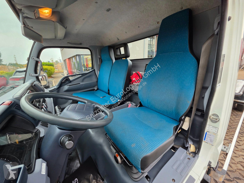 عربة نفعية Fuso 7C15