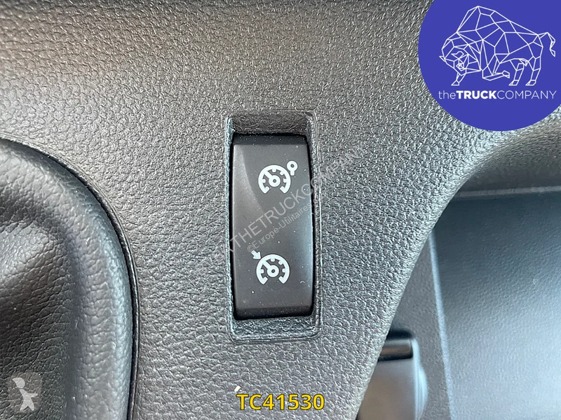 عربة نفعية Renault