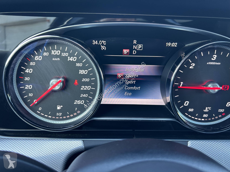 عربة نفعية Mercedes 220 d 194ch AMG Line...