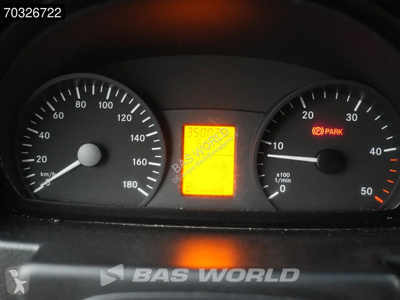 Véhicule utilitaire Mercedes 313 CDI...