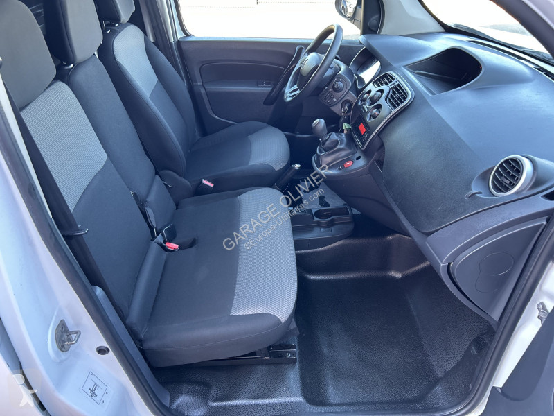 Véhicule utilitaire Renault 1.5 Blue dci 95...