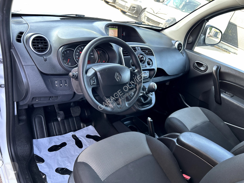 Véhicule utilitaire Renault 1.5 Blue dci 95...
