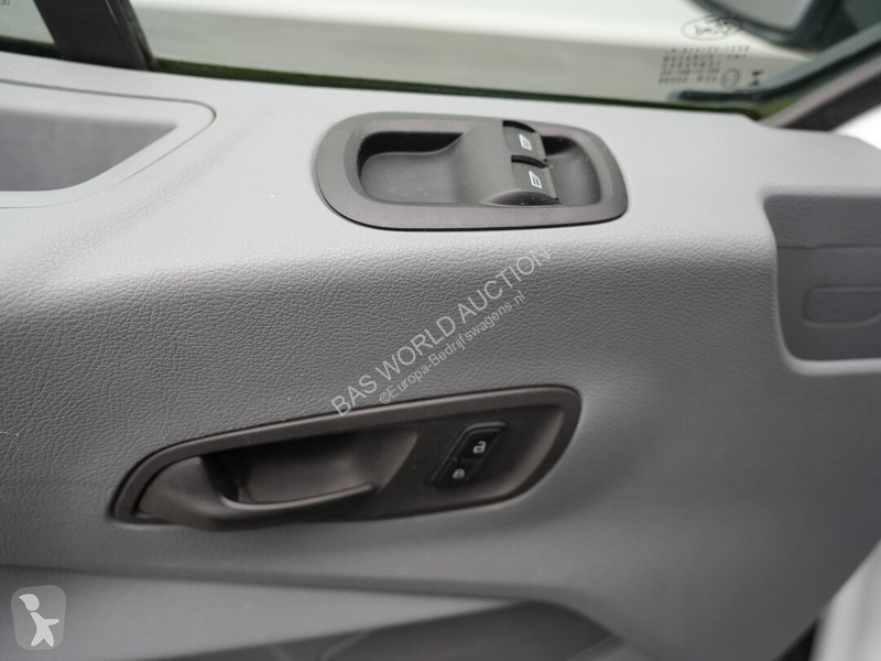 Лекотоварен автомобил Ford 155PK