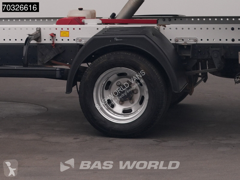 Bedrijfswagen Iveco 35C16 3.0L Kipper met Kist...