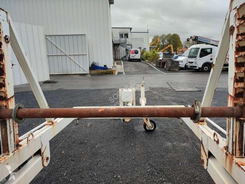Véhicule utilitaire   PORTE TOURET