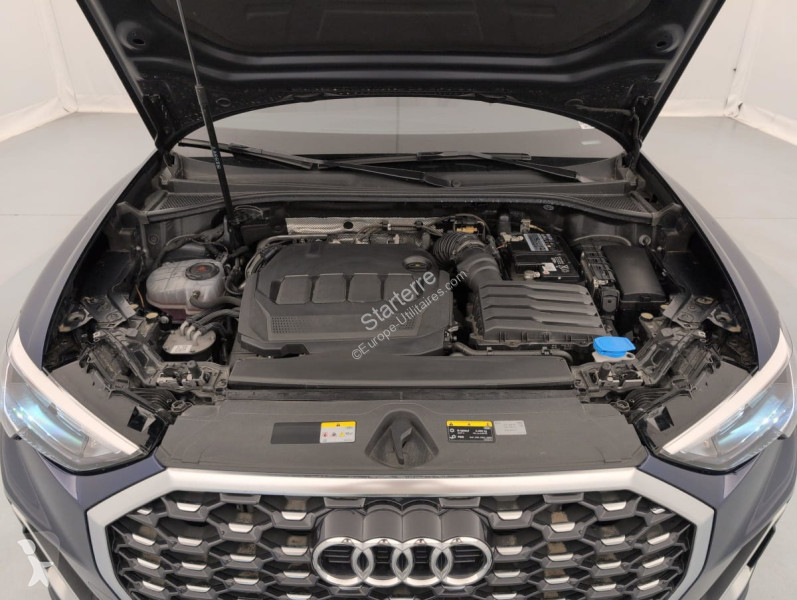 Audi Q3 Transporter