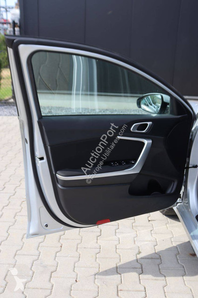 Samochód dostawczy KIA  Ceed