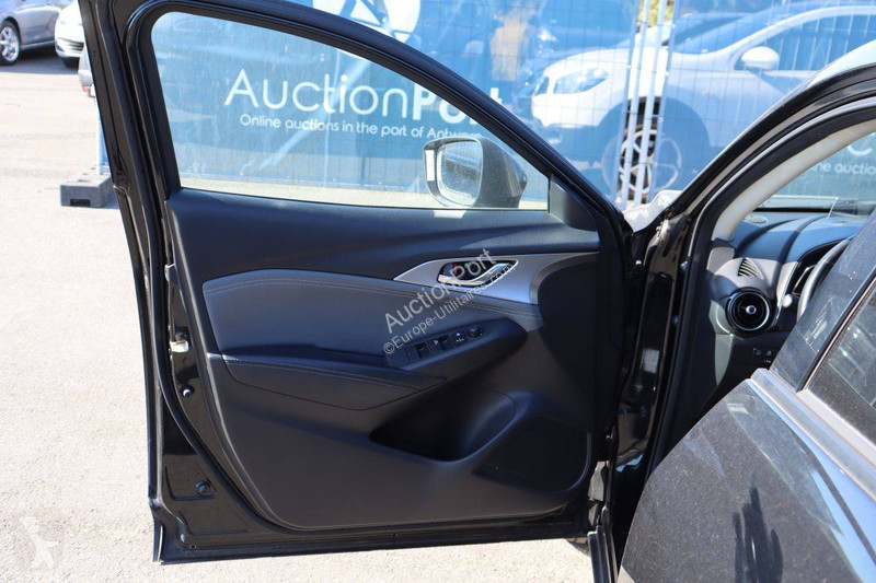 Samochód dostawczy Mazda  CX-3