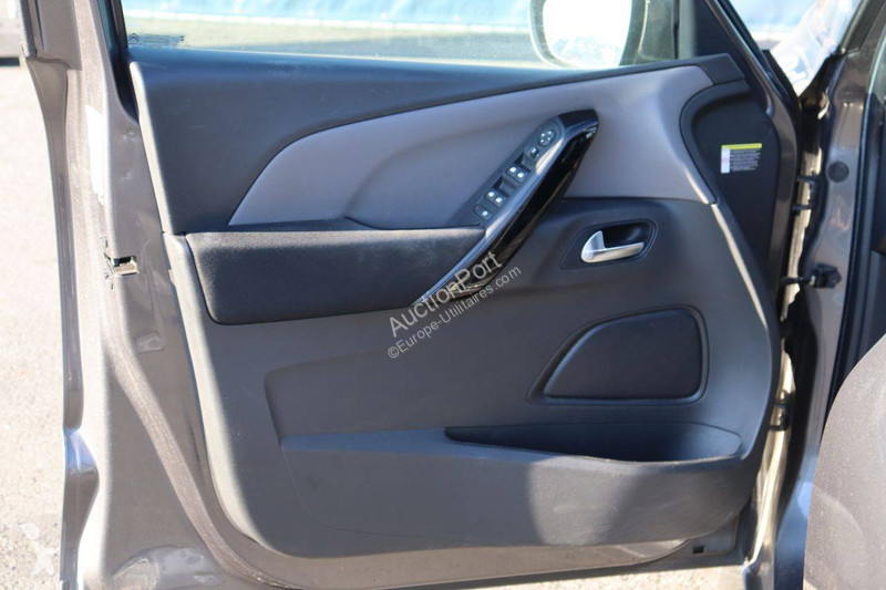 عربة نفعية Citroën