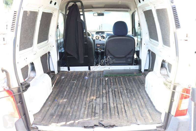 Véhicule utilitaire Peugeot