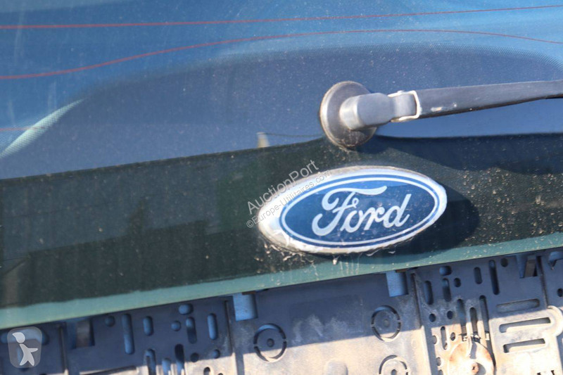 عربة نفعية Ford