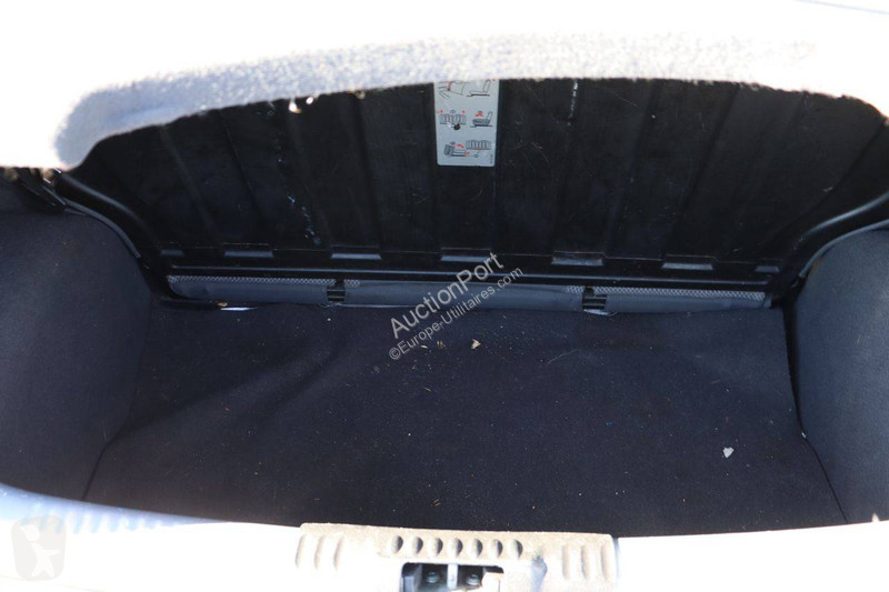 عربة نفعية Volkswagen Fox