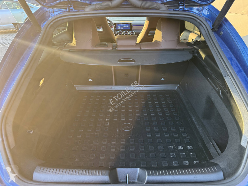 عربة نفعية Mercedes CLA Shooting Brake 220 d...