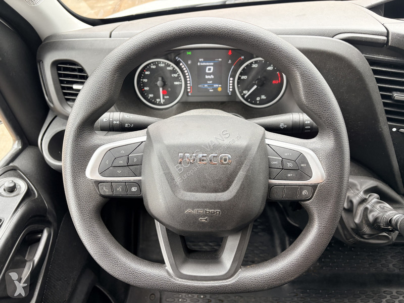 Véhicule utilitaire Iveco 35C16 3.0 160PK...