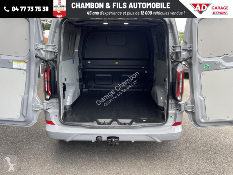 عربة نفعية Ford CABINE APPROFONDIE 320 L2H1 2.0...