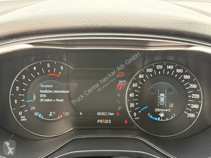 Véhicule utilitaire Ford Turnier Titanium 2.0...