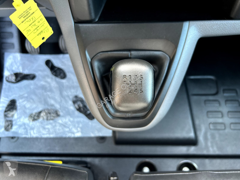 Véhicule utilitaire Citroën M Bluehdi 120...