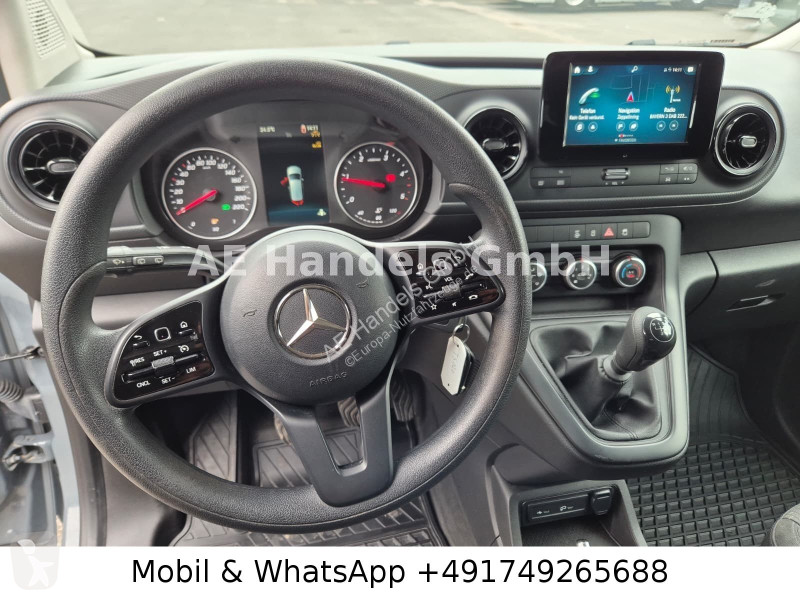 Véhicule utilitaire Mercedes Kasten 112 CDI...