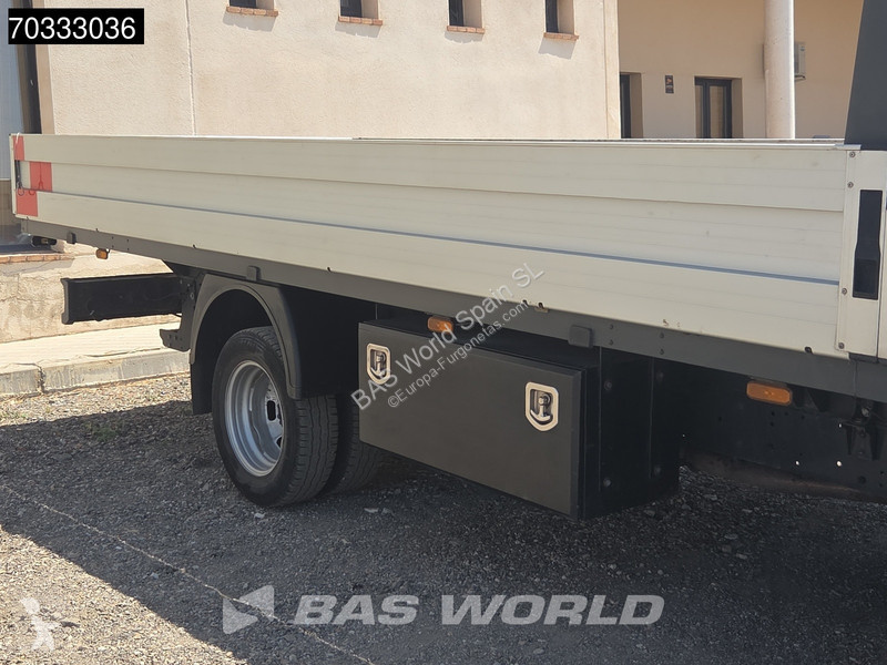 Véhicule utilitaire Iveco 35C18 3.0L Automático...