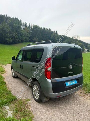 Véhicule utilitaire Fiat Doblò Emotion