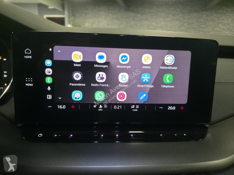 Véhicule utilitaire Skoda OCTAVIA Combi 2.0 TDI...