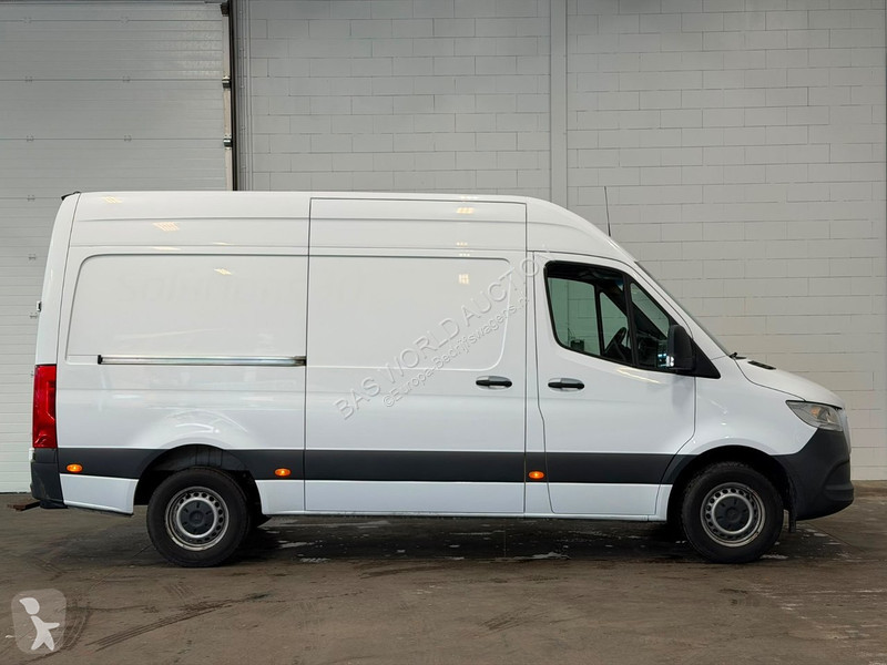 Véhicule utilitaire Mercedes 316 2.2 CDI L2H2...
