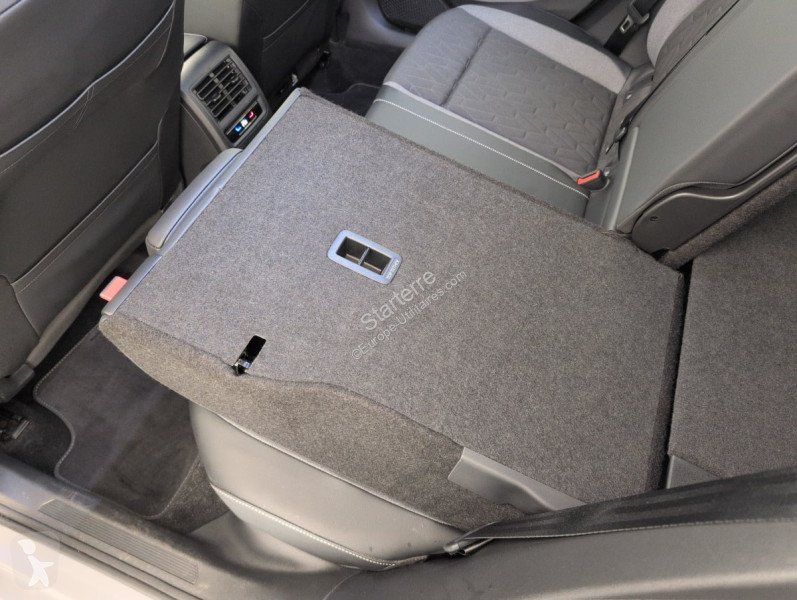 Véhicule utilitaire Volkswagen  GOLF 8 SW