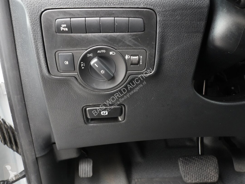 Bedrijfswagen Mercedes