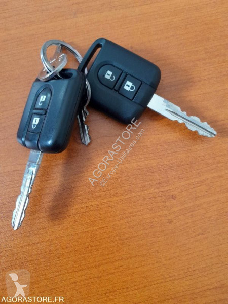 Véhicule utilitaire Nissan NAVARA