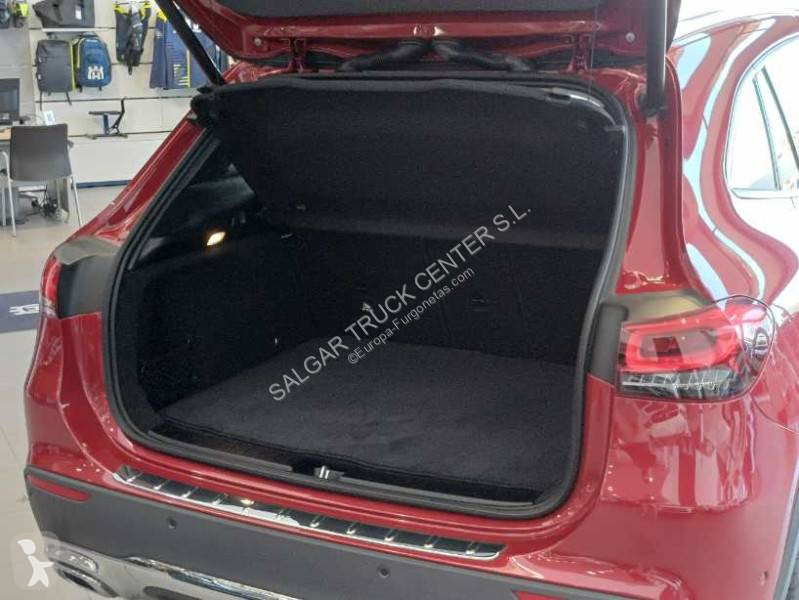 Комерційні автомобілі Mercedes
