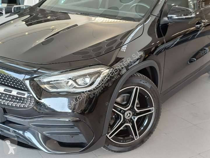 Комерційні автомобілі Mercedes