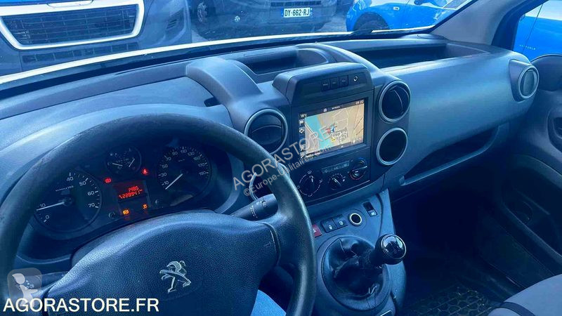 Комерційні автомобілі Peugeot PARTNER