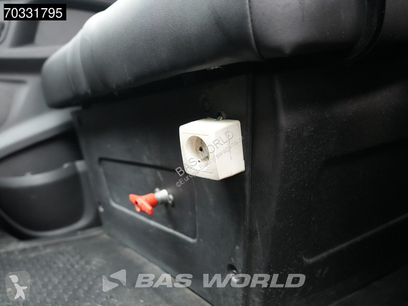 Коммерческий автомобиль Iveco 35S18 3.0 180PK...