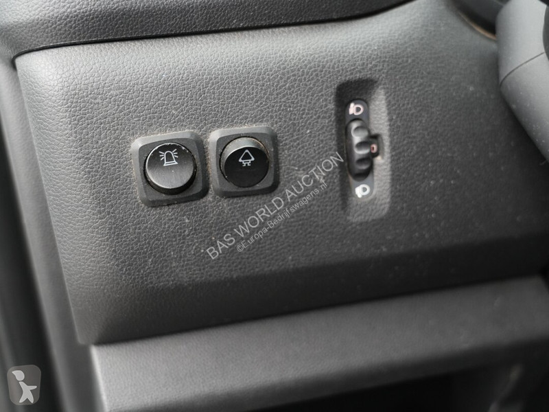 Furgoneta Renault 135PK