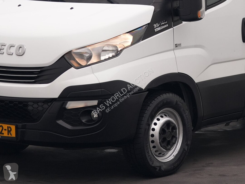 Furgoneta Iveco 35S14